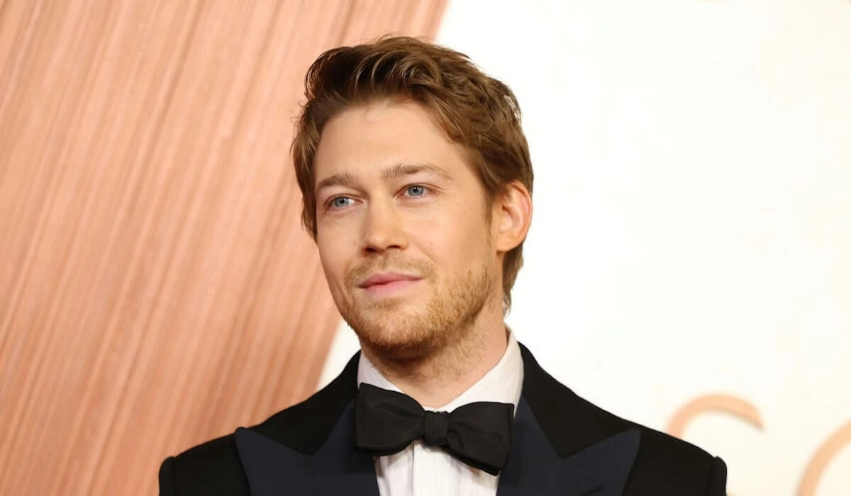 Joe Alwyn Net Worth